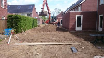 uitgraven van de tuin